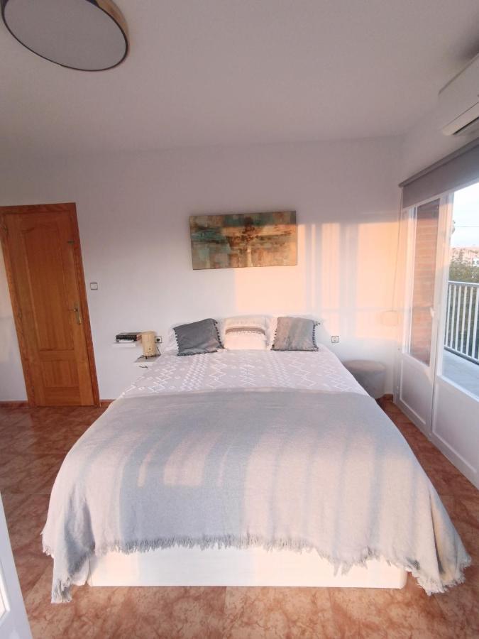 California - All-day Sunny 2-bedroom